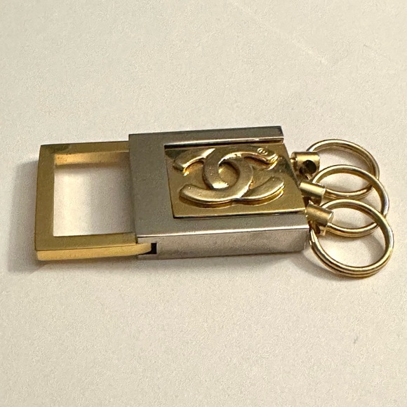 Chanel Keychain - Vintage - Picture 2 of 11